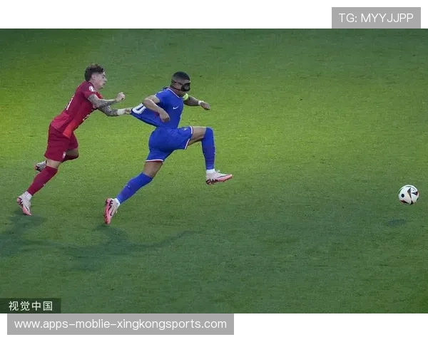 姆巴佩定位球抽射破网,巴黎全队抱团怒吼 姆巴佩定位球抽射破网,巴黎全队抱团怒吼