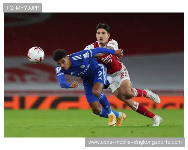 阿森纳多点渗透制造连贯攻击,中前场互动频繁